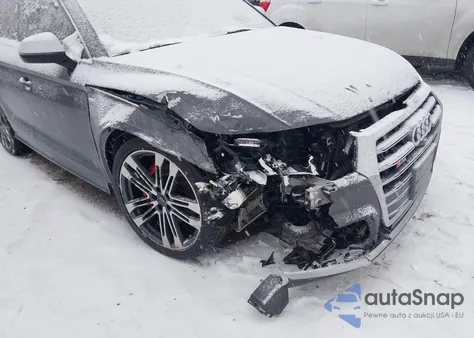 2018 Audi Sq5 3.0T Premium Plus z USA, uszkodzony, nr VIN WA1C4AFY7J2076917